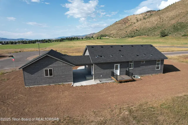$549,000 | 252 Honeybee Lane, Afton, WY 83110