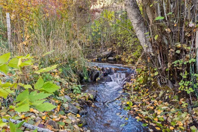 $575,000 | 2555 Pleasant Valley Road, Rice, WA 99167