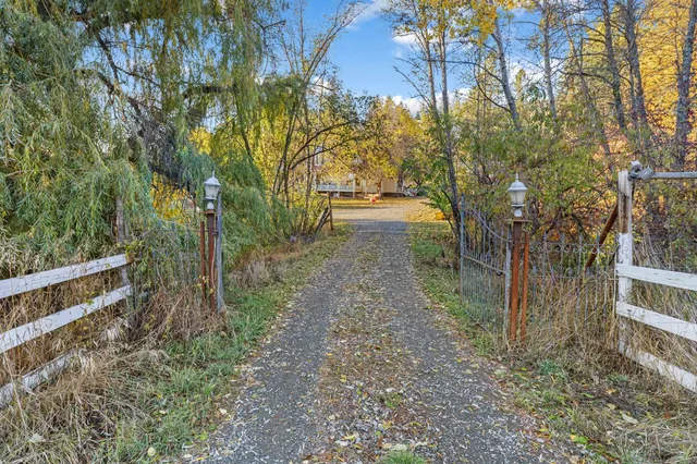 $575,000 | 2555 Pleasant Valley Road, Rice, WA 99167