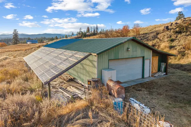 $575,000 | 2555 Pleasant Valley Road, Rice, WA 99167