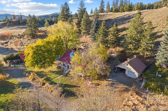 $575,000 | 2555 Pleasant Valley Road, Rice, WA 99167
