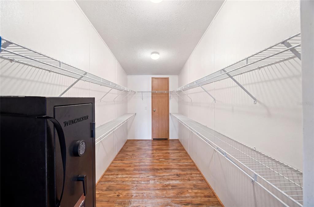 3102 Porter Road Lithia, FL 33547 - Photo 20 of 51 Gallery Image 20
