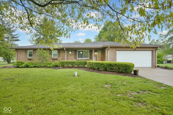 $315,000 | 4611 East County Road 100 North, Avon, IN 46123