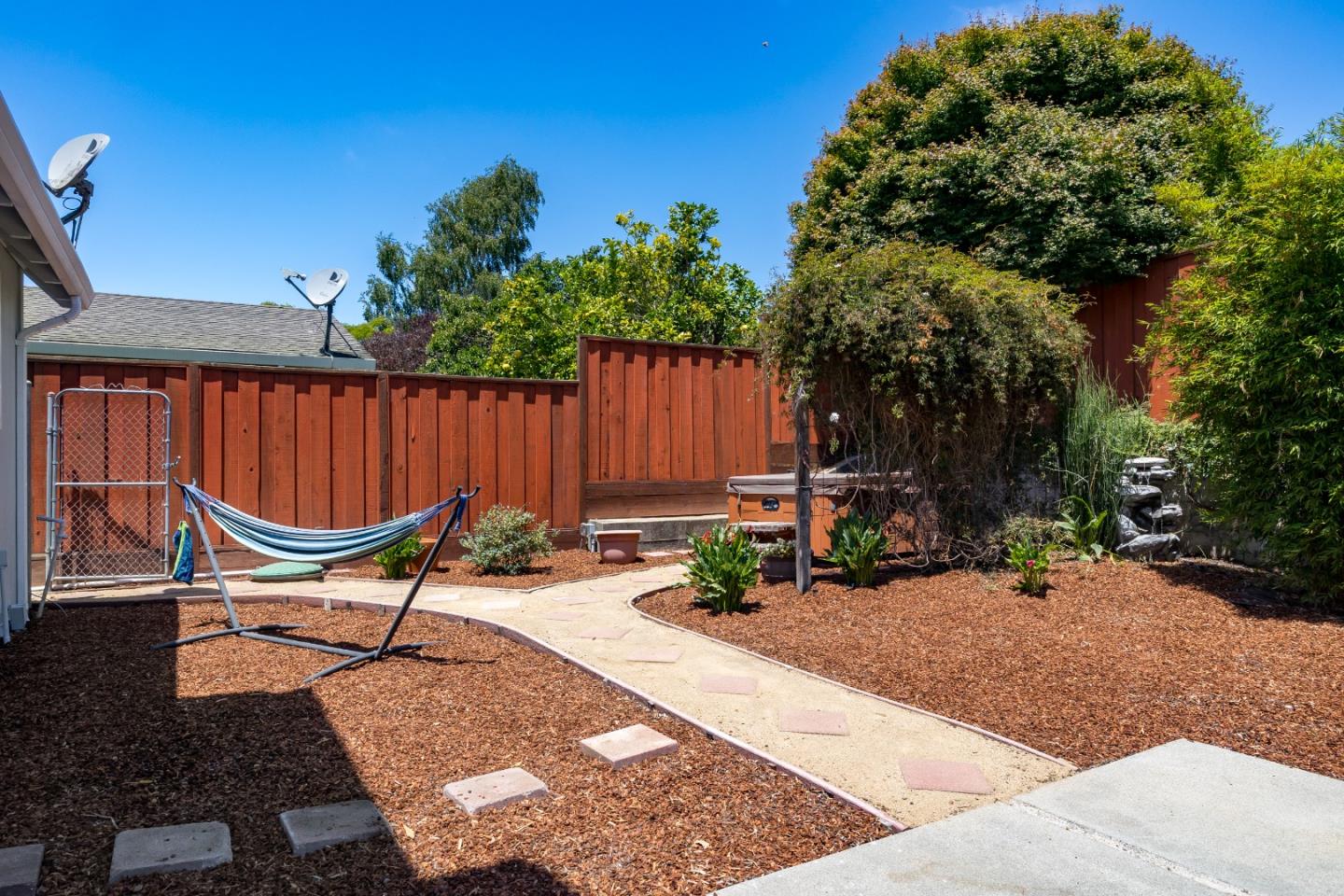 3325 Axford Road Santa Cruz, CA 95062 - Photo 33 of 44