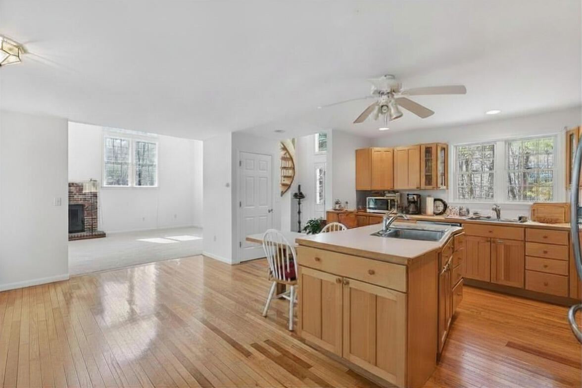 20 Valleybrook Road Ogunquit, ME 03907 - Photo 10 of 38 27_DSC01544 - Edited