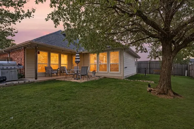 $339,900 | 107 Watering Hole, Newark, TX 76071