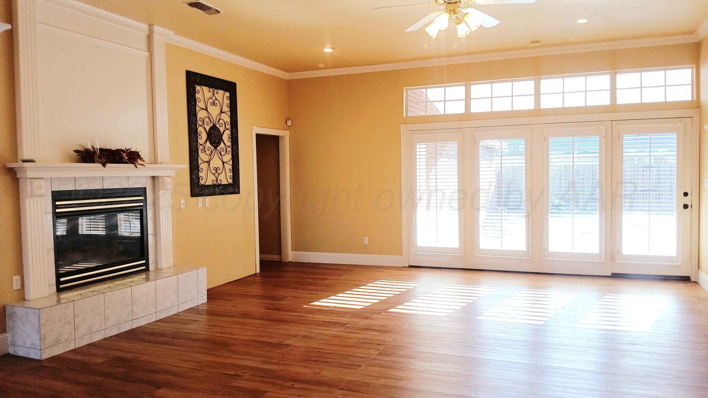 301 Robin Road Dumas, TX 79029 - Photo 3 of 14 1000034031
