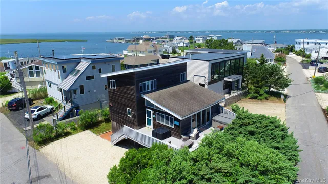 $1,555,555 | 37 Harbor Road, Westhampton Beach, NY 11978