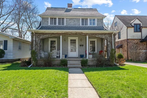 $220,000 | 402 Parkovash Avenue, South Bend, IN 46617