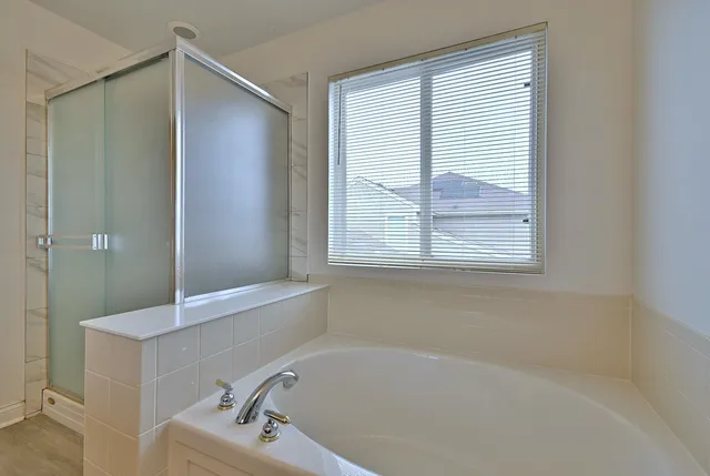 $450,000 | 233 Pawtucket Avenue, Elgin, IL 60124