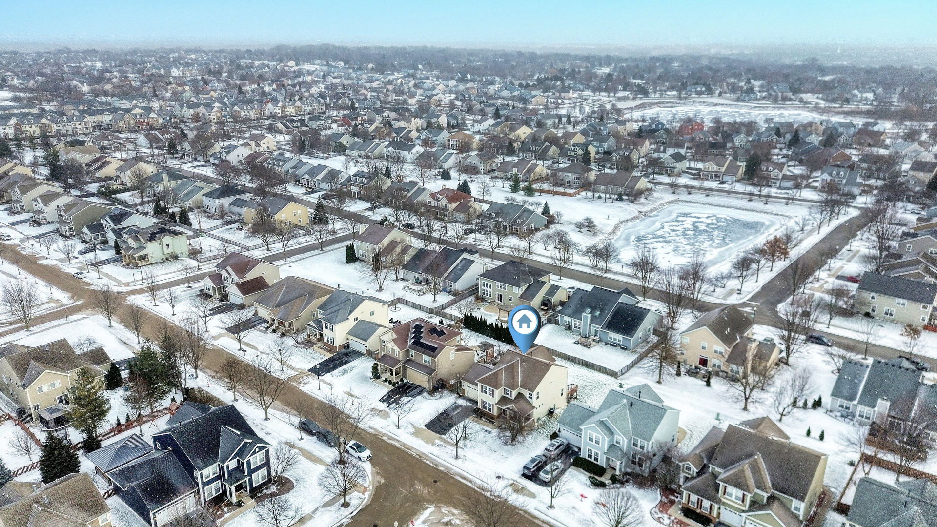 233 Pawtucket Avenue Elgin, IL 60124 - Photo 49 of 49 an aerial view of multiple house