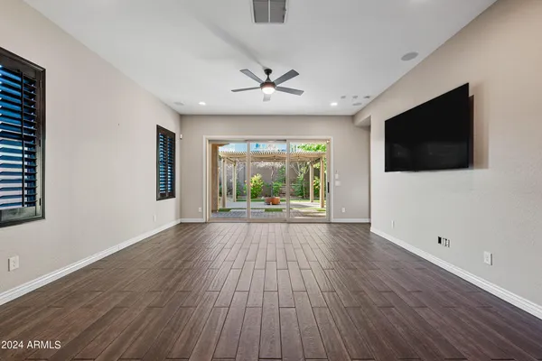 $3,500 | 3258 East Tina Drive, Phoenix, AZ 85050