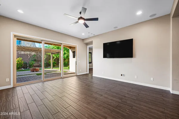 $3,500 | 3258 East Tina Drive, Phoenix, AZ 85050