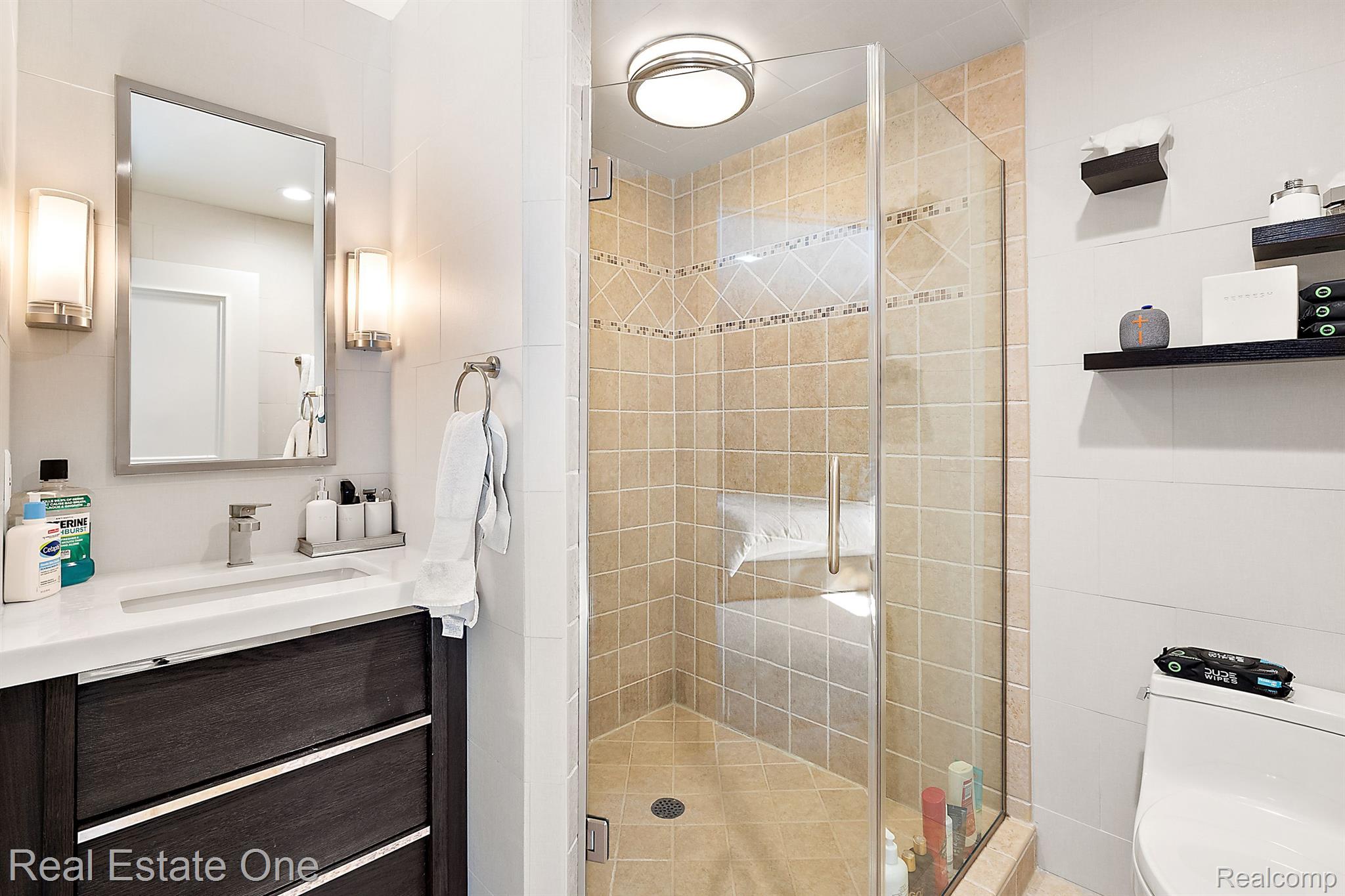 3636 Thatcher Court Rochester, MI 48309 - Photo 71 of 98 Gallery Image 71