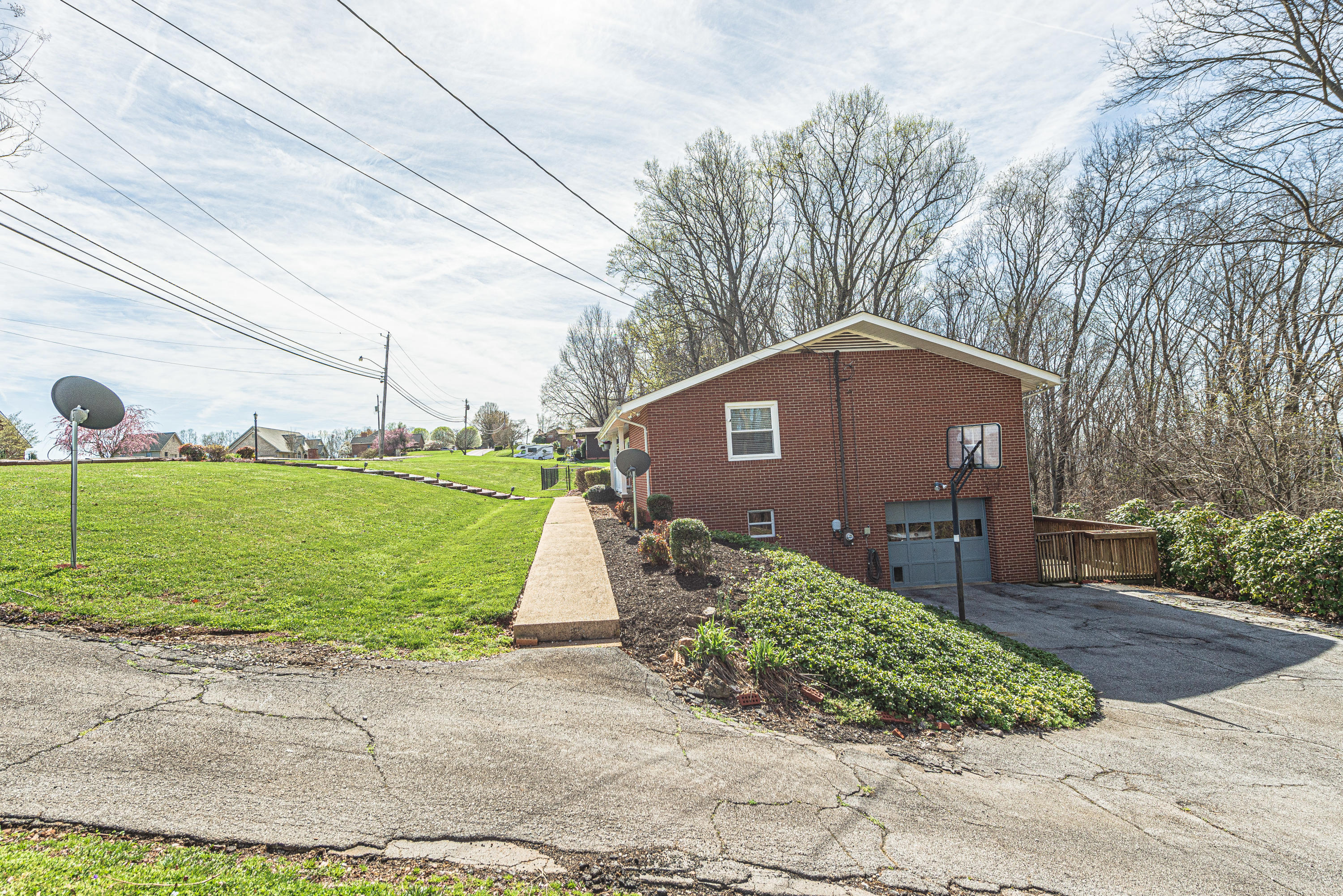 4768 Edens View Road Kingsport, TN 37664 - Photo 50 of 59 DSC_4525