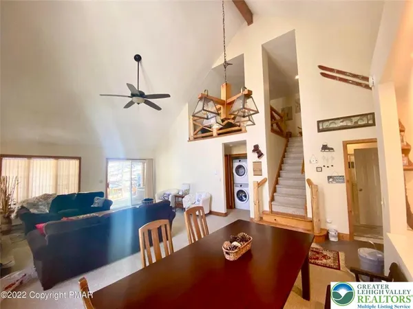 $475,000 | 50 Aspenwall Road, Lake Harmony, PA 18624