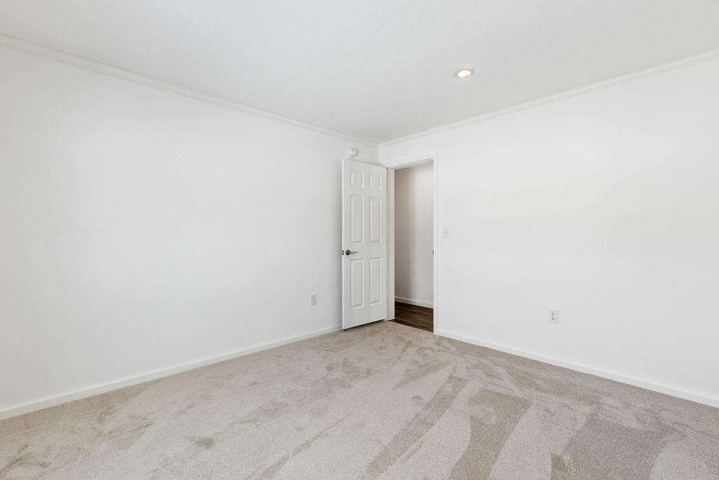 39 Hagop Road Salem, NH 03079 - Photo 25 of 34 Gallery Image 25