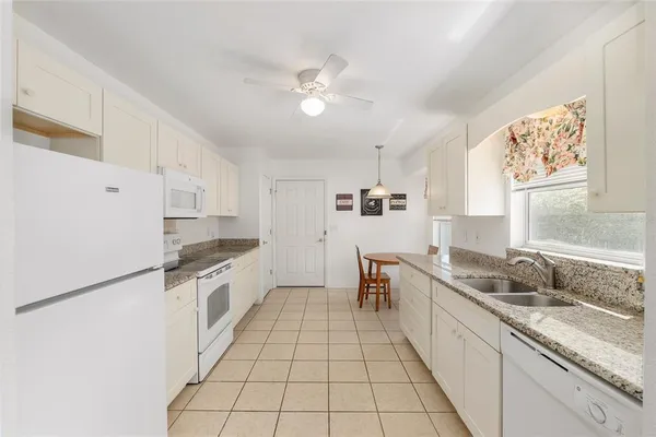 $236,000 | 14160 Southeast 85th Avenue, Summerfield, FL 34491