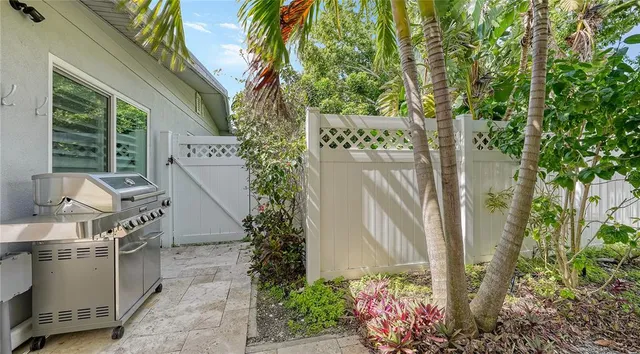 $9,590 | 425 McKinley Drive, Sarasota, FL 34236