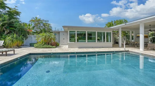 $9,590 | 425 McKinley Drive, Sarasota, FL 34236