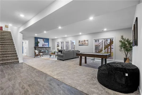 $1,052,908 | 12402 West 182nd Court, Overland Park, KS 66013