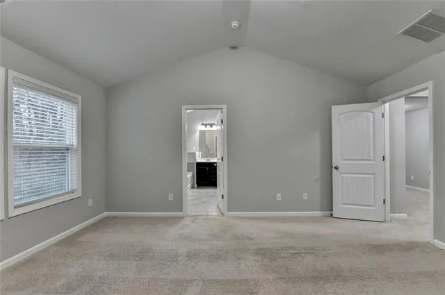 $2,550 | 7325 Heritage Oak Court, Alpharetta, GA 30004