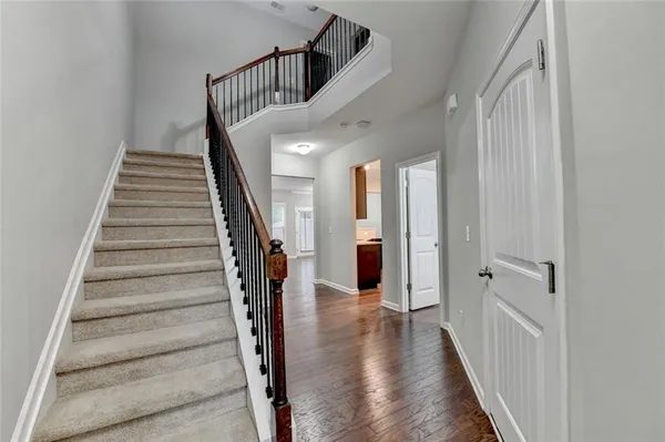 $2,550 | 7325 Heritage Oak Court, Alpharetta, GA 30004