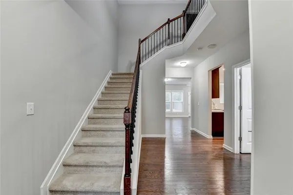 $2,550 | 7325 Heritage Oak Court, Alpharetta, GA 30004