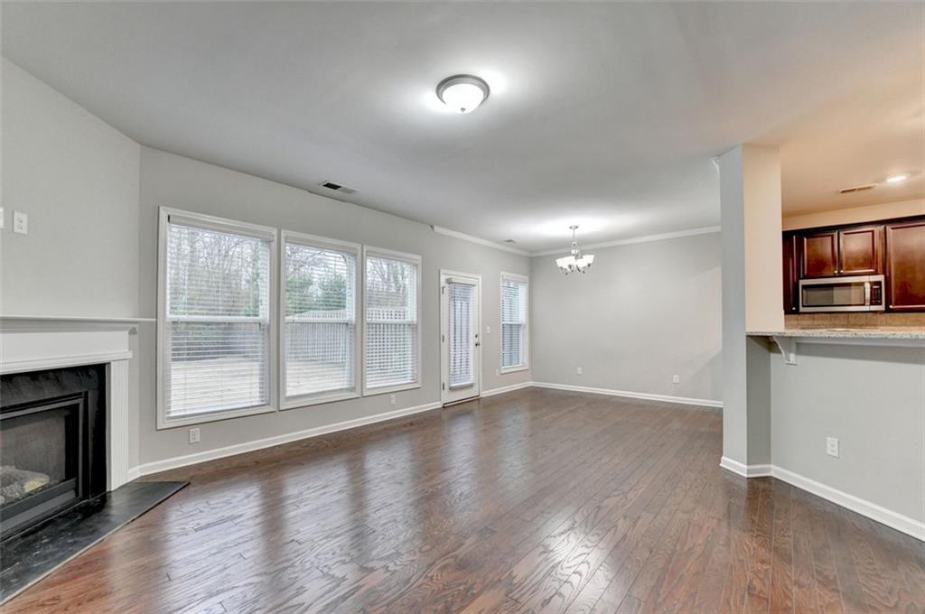 7325 Heritage Oak Court Alpharetta, GA 30004 - Photo 9 of 50