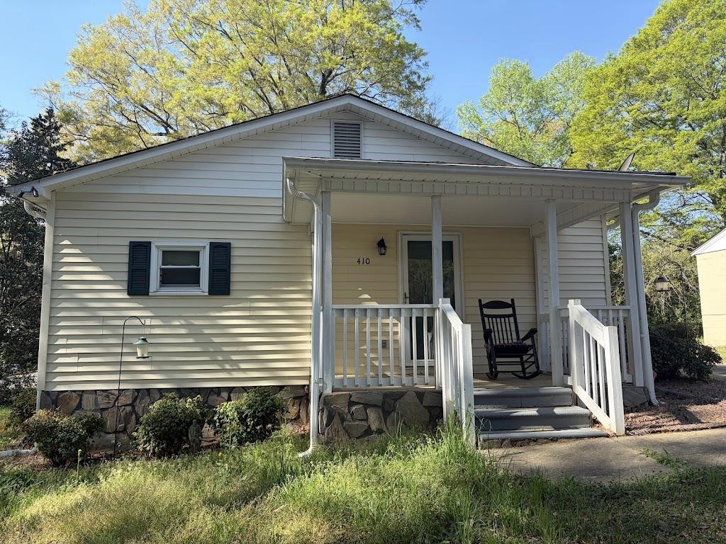 410 East Nott Street Gaffney, SC 29340 - Photo 3 of 14