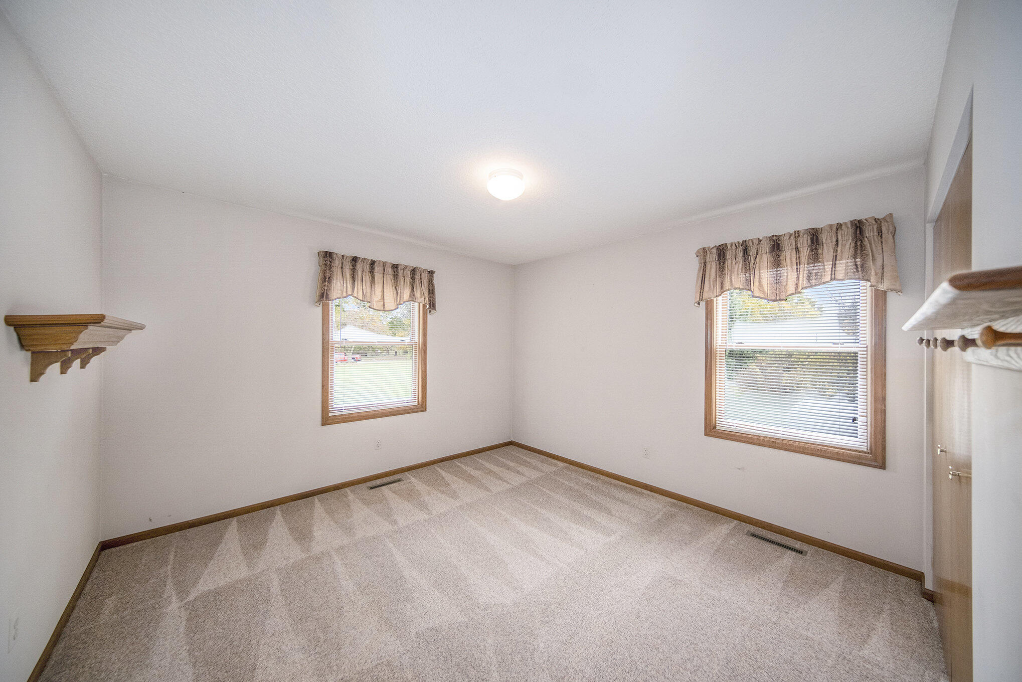 6655 Allen Road Tecumseh, MI 49286 - Photo 15 of 31 016_file_780