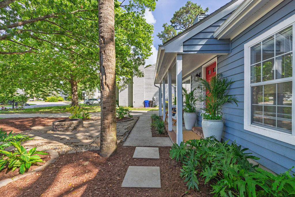 1408 School House Road Mount Pleasant, SC 29464 - Photo 5 of 44 413A9601