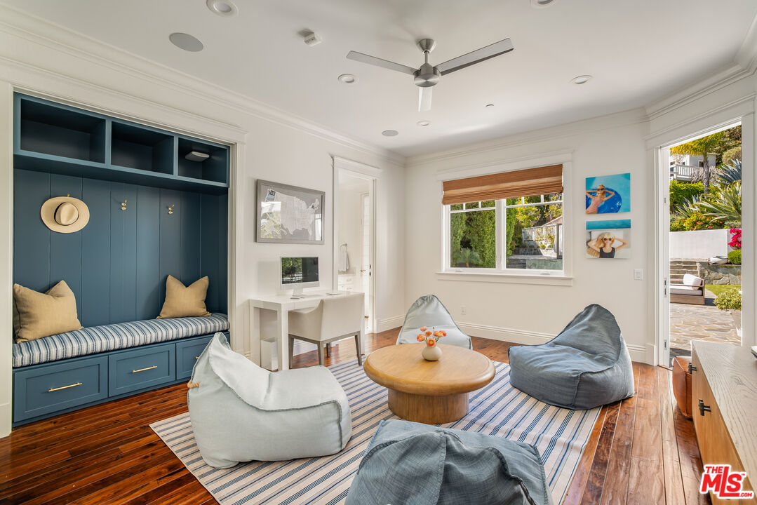 13153 Rivers Road Los Angeles, CA 90049 - Photo 32 of 40