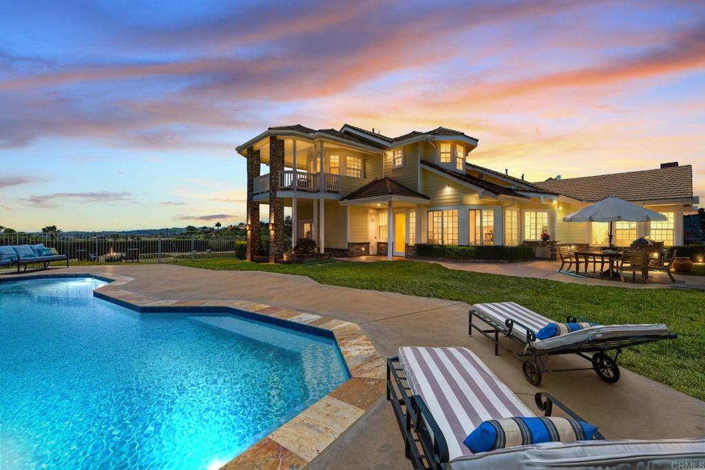 2292 Dos Lomas Fallbrook, CA 92028 - Photo 2 of 71 Digitally enhanced photo of backyard