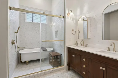 $749,000 | 4622 Annunciation Street, New Orleans, LA 70115