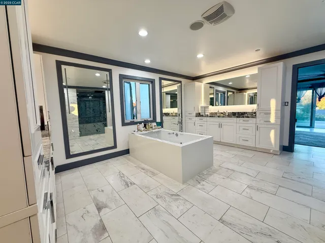 $2,250,000 | 3318 Ellesmere Court, Walnut Creek, CA 94598