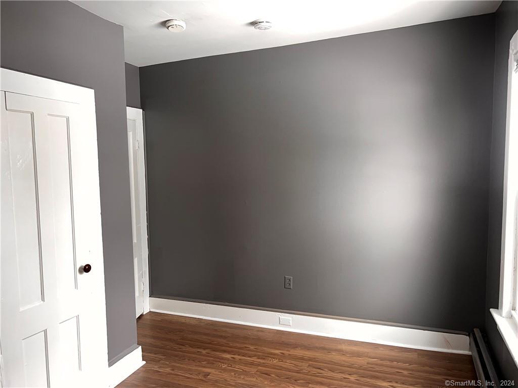 552 Winthrop Avenue New Haven, CT 06511 - Photo 8 of 12 a view of an empty room