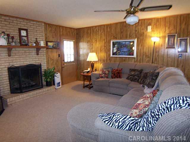 2622 South Post Road Shelby, NC 28152 - Photo 4 of 14 Gallery Image 4