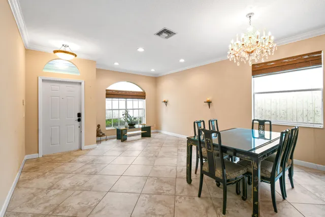 $670,000 | 4576 Thornwood Circle, Palm Beach Gardens, FL 33418