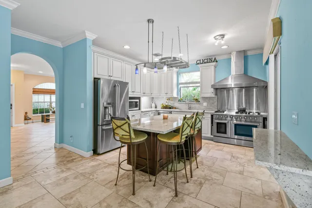 $670,000 | 4576 Thornwood Circle, Palm Beach Gardens, FL 33418