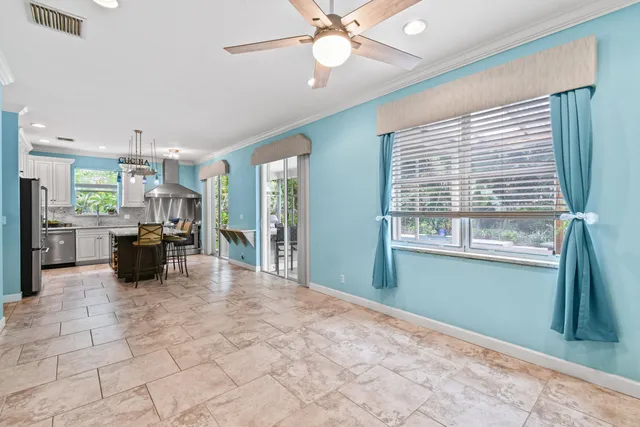 $670,000 | 4576 Thornwood Circle, Palm Beach Gardens, FL 33418
