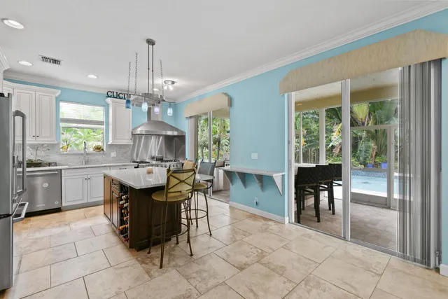 $670,000 | 4576 Thornwood Circle, Palm Beach Gardens, FL 33418