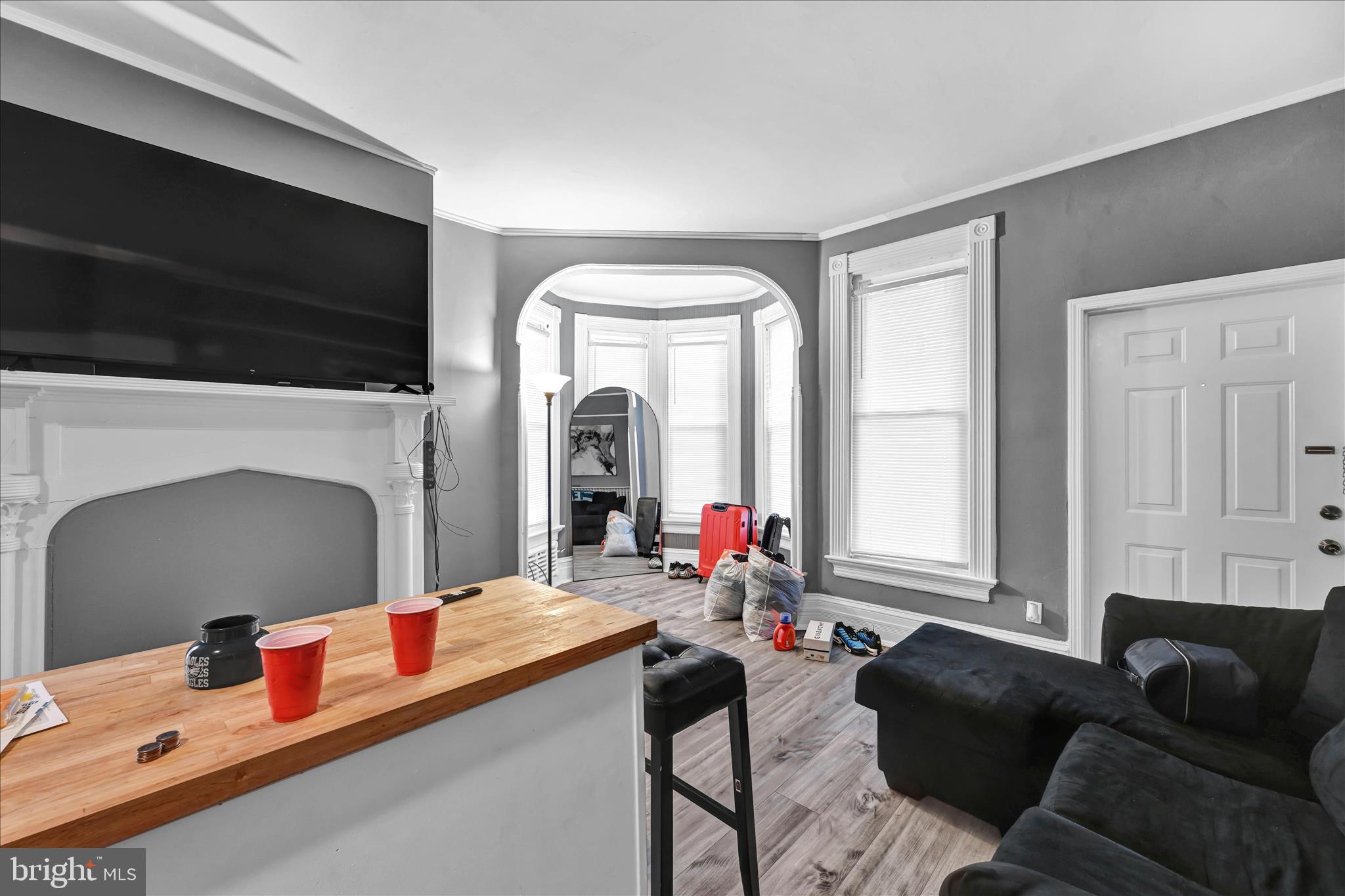 539 Linden Avenue York, PA 17404 - Photo 20 of 51 Apartment 1 - Living Area/Dining Area