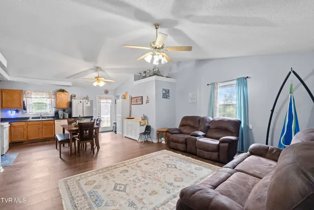 $295,000 | 285 Falcon Circle, Afton, TN 37616