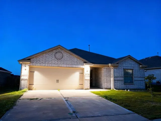 $1,595 | 3007 McCoy Road, Forney, TX 75126