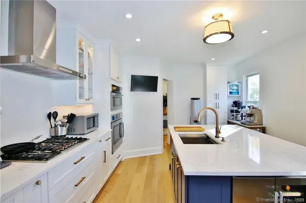 $5,300 | 30 St George Avenue, Stamford, CT 06905