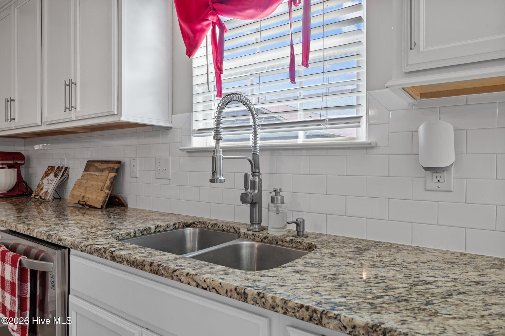 324 Frida Road New Bern, NC 28560 - Photo 26 of 58 Kitchen Sink