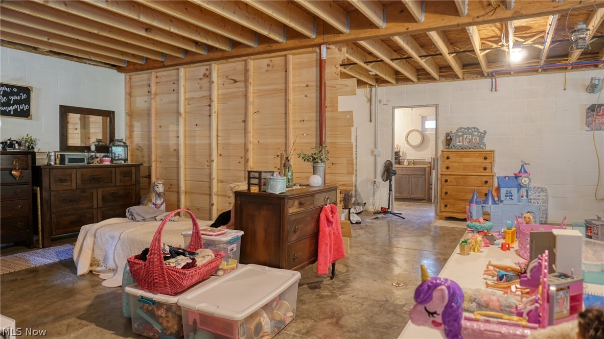 9640 Guys Road New Concord, OH 43762 - Photo 12 of 32 Gallery Image 12