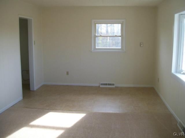 4788 Chapmans Road Allentown, PA 18104 - Photo 7 of 8 an empty room with a window
