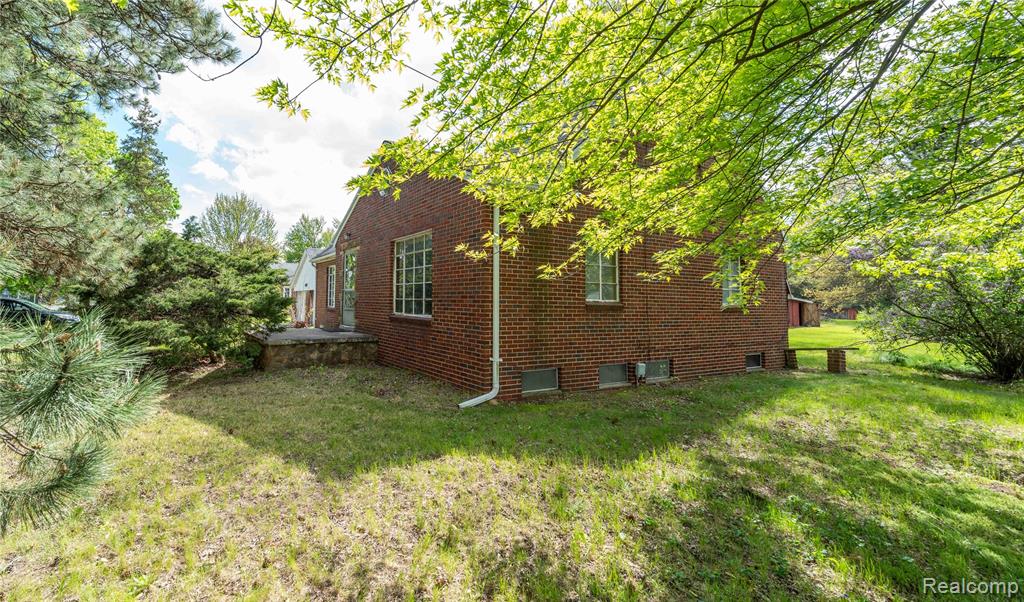 9282 Wayne Road Romulus, MI 48174 - Photo 20 of 39